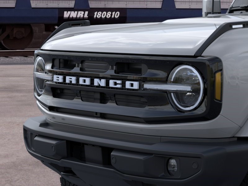 New 2026 Avalanche Gray Ford Outer Banks image 19