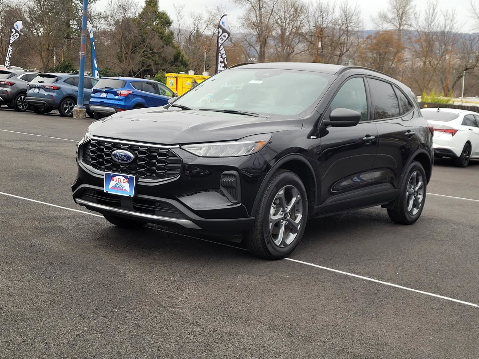 Used 2025 Black Metallic Ford ST-Line image 1