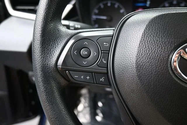 2025 Toyota Corolla LE - Photo 21