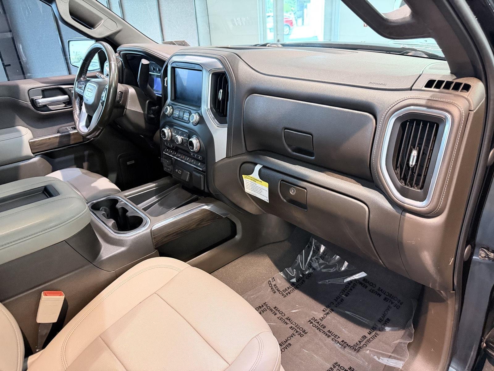 Used 2021 ONYX BLACK GMC SLT image 33