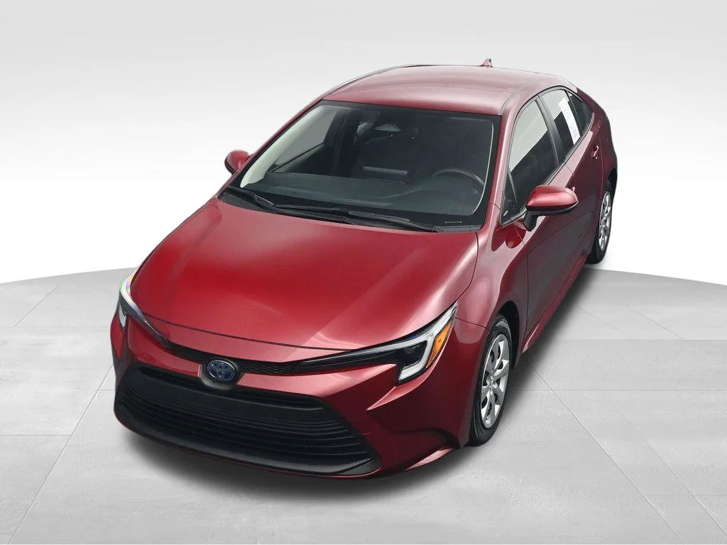 2025 Toyota Corolla LE - Photo 28