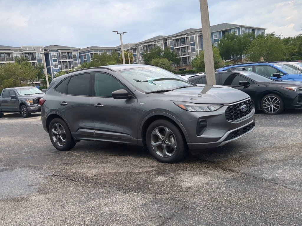 Used 2024 Gray Ford ST-Line image 2