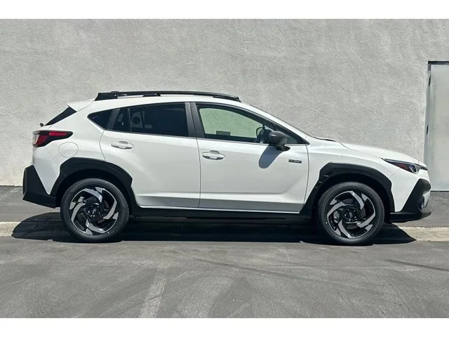 New 2026 CRYSTAL WHITE PEARL Subaru Limited Hybrid image 42