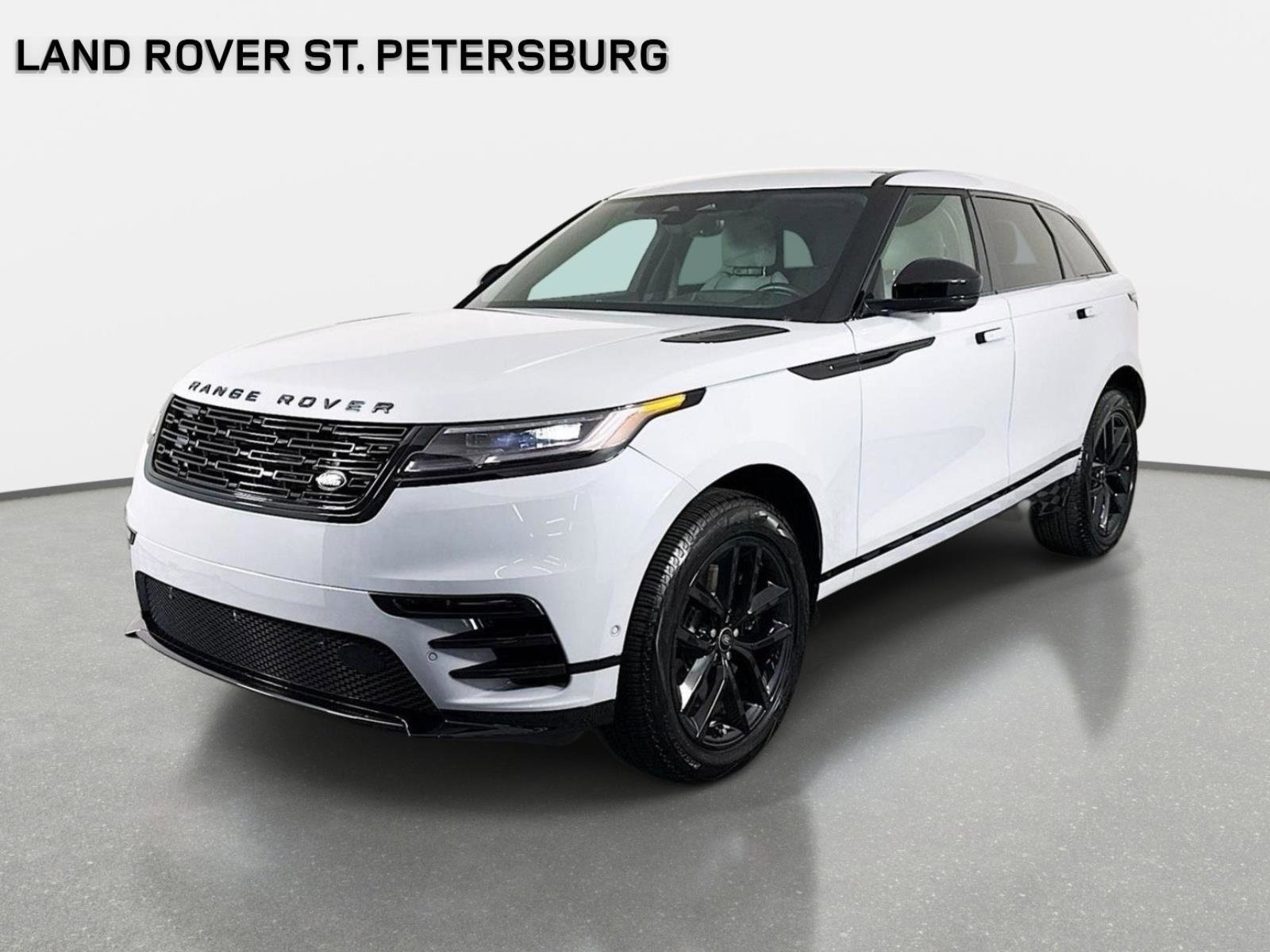 Used 2026 Gray Land Rover Dynamic SE image 1