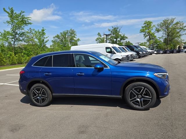 New 2026 Starling Blue Metallic Mercedes-Benz GLC300 image 2