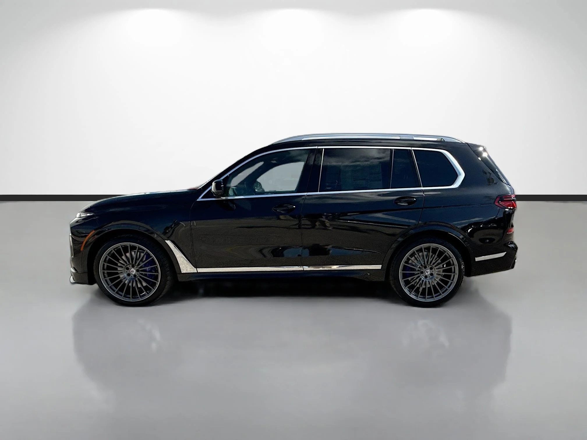 New 2026 Black Sapphire Metallic BMW ALPINA XB7 image 6