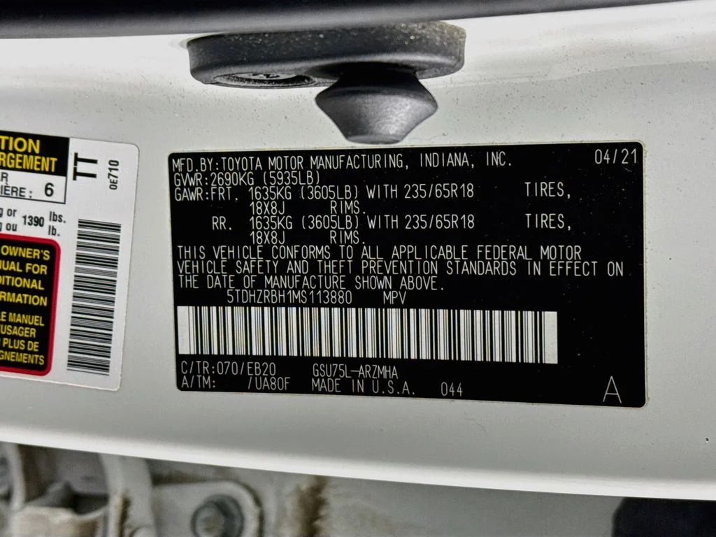 Used 2021 Blizzard Pearl Toyota XLE image 34