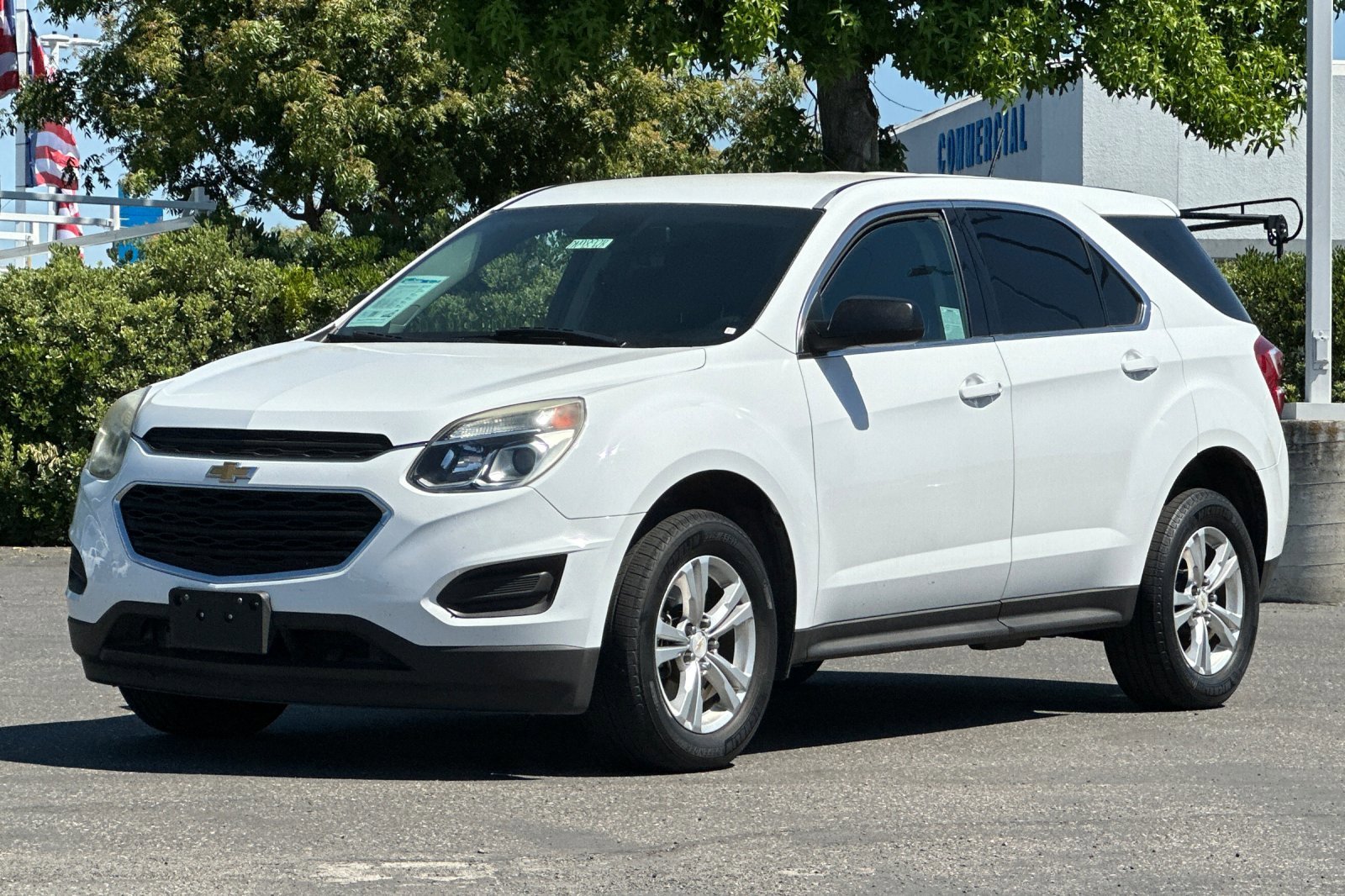 Used 2016 Summit White Chevrolet LS image 8