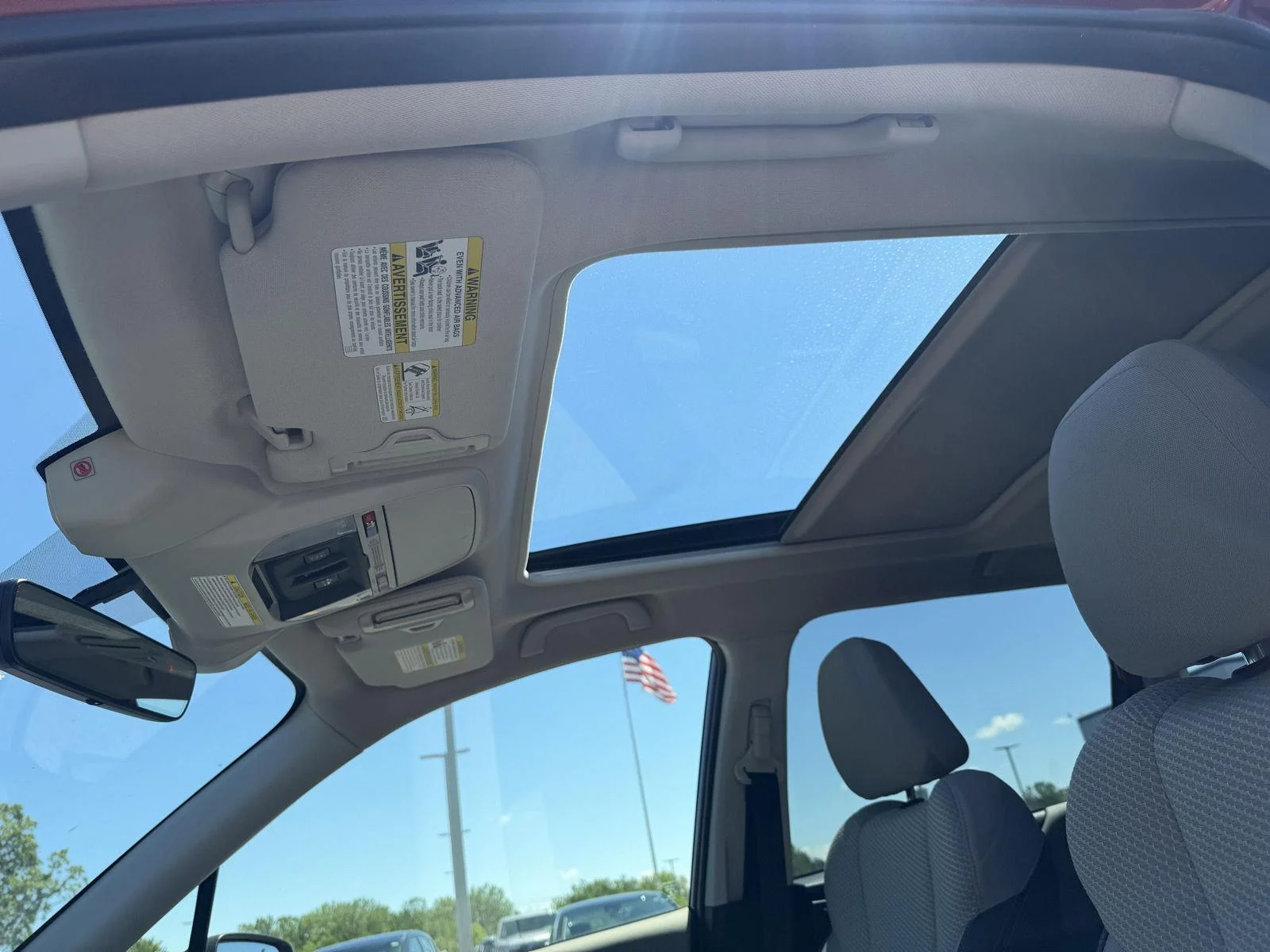Used 2020  Subaru Premium image 10