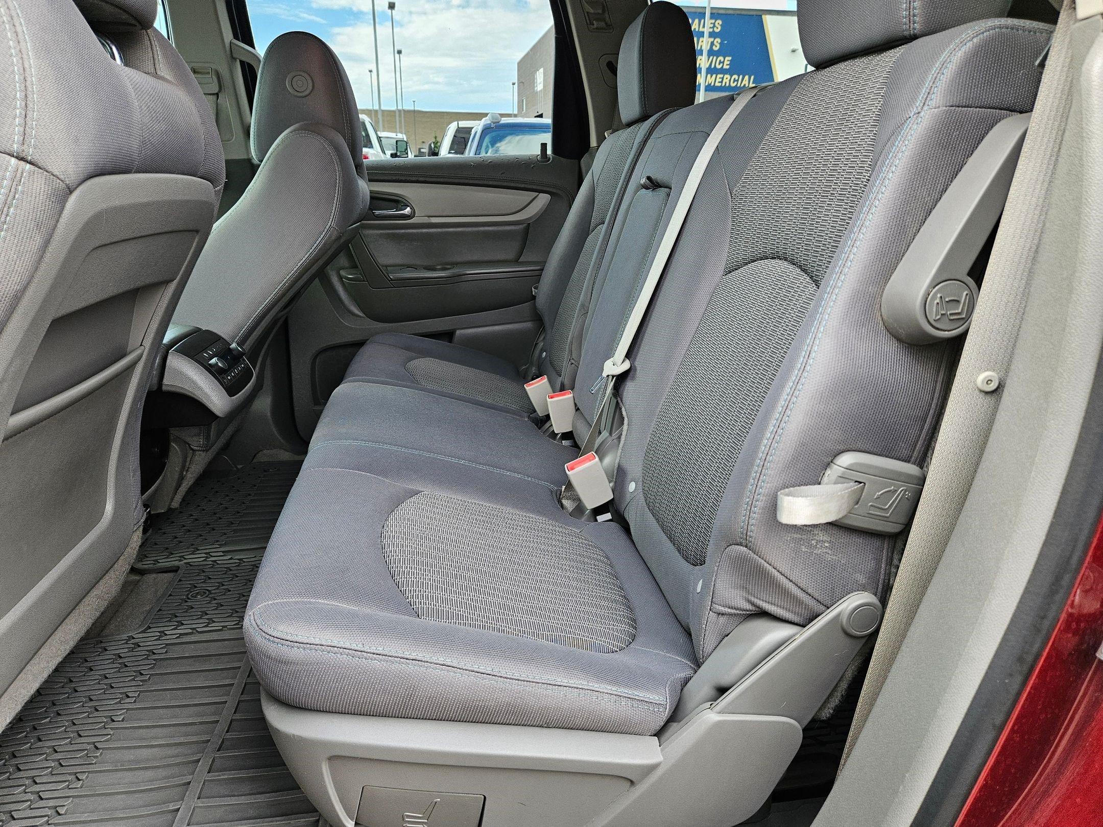 Used 2015 Siren Red Tintcoat Chevrolet LT image 26