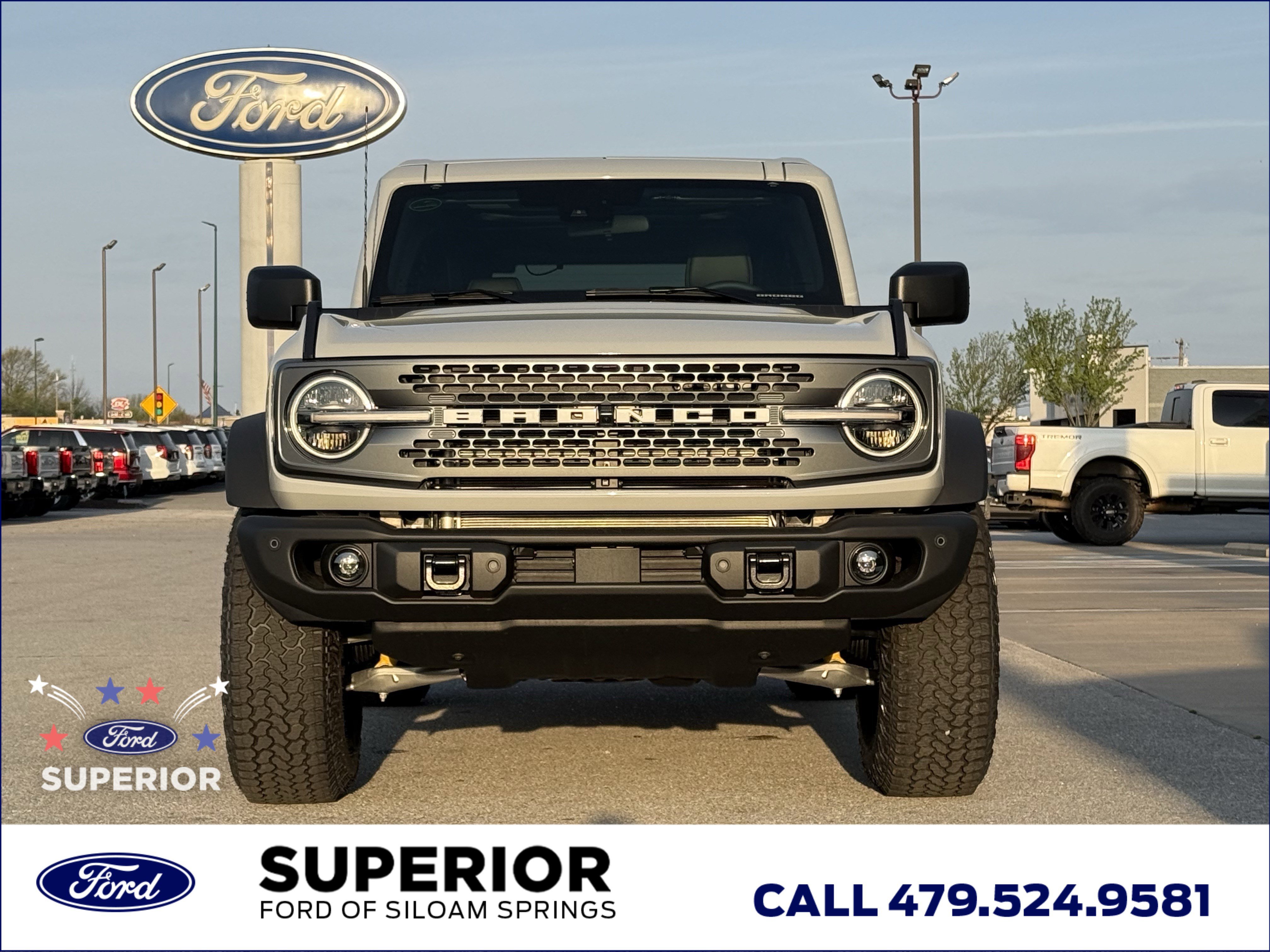 New 2026 Avalanche Gray Ford Badlands 4WD image 12