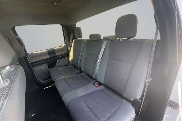2019 Ford F-450 Super Duty Chassis Cab XL - Photo 26