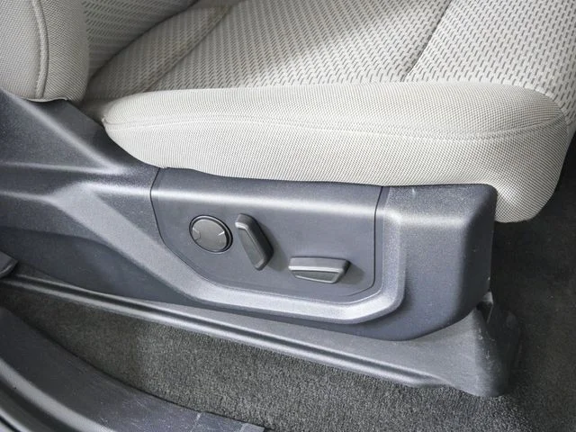Certified Used 2019 Black Ford XLT image 13