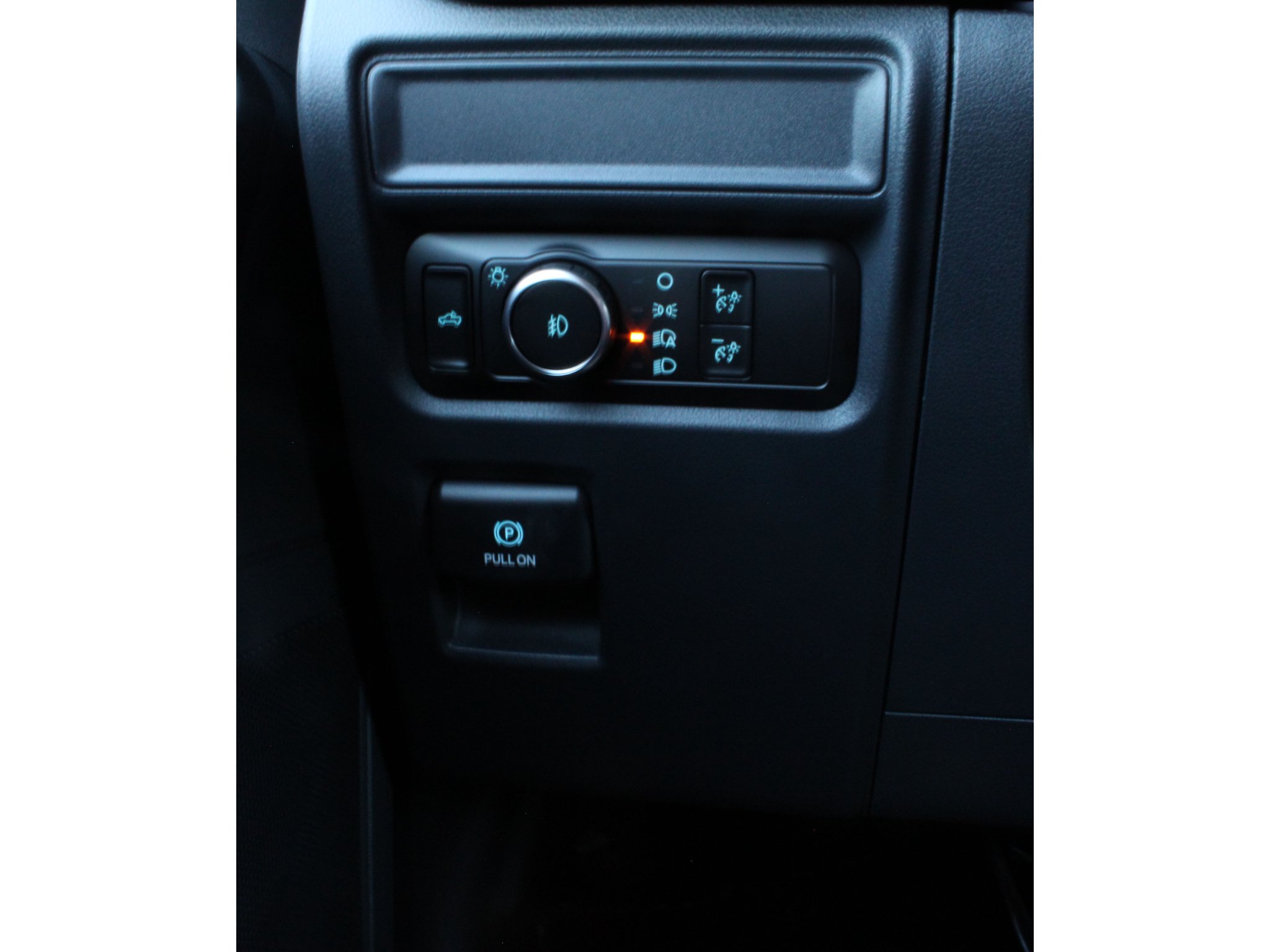 New 2026 Carbonized Gray Metallic Ford STX image 13