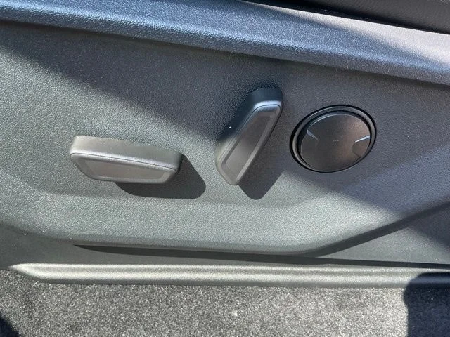 New 2026 Carbonized Gray Metallic Ford Lariat® image 21