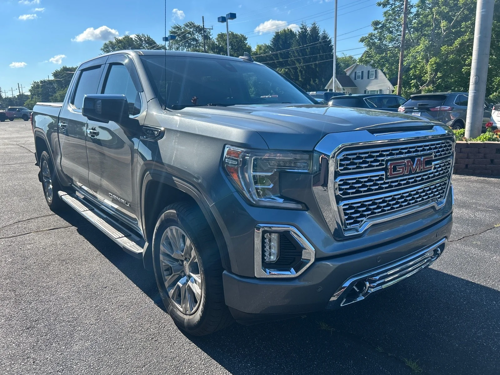 Used 2020 Gray GMC Denali image 4