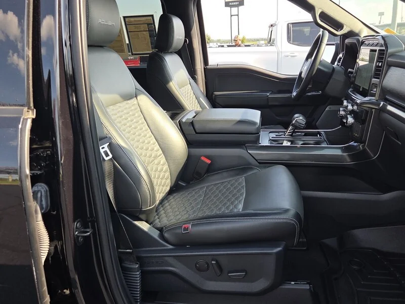 Used 2023 Black Metallic FORD XLT image 22