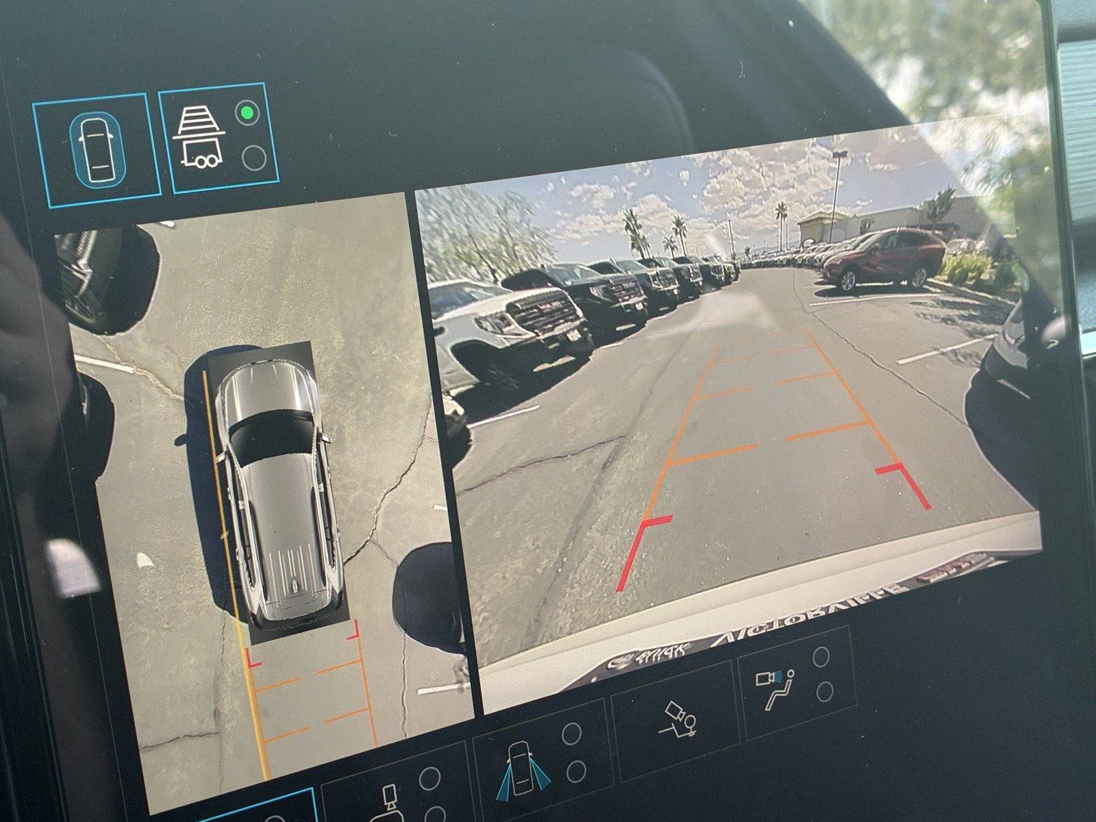 New 2027 Summit White GMC Elevation image 27