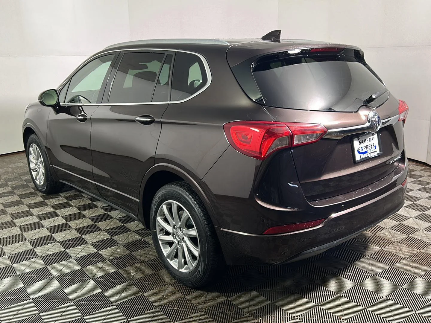 Used 2020 Espresso Buick Essence image 11