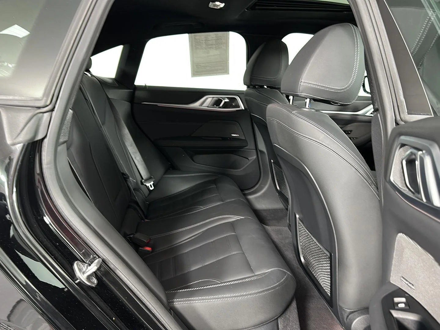 Used 2024 Black Sapphire Metallic BMW M440i xDrive image 31