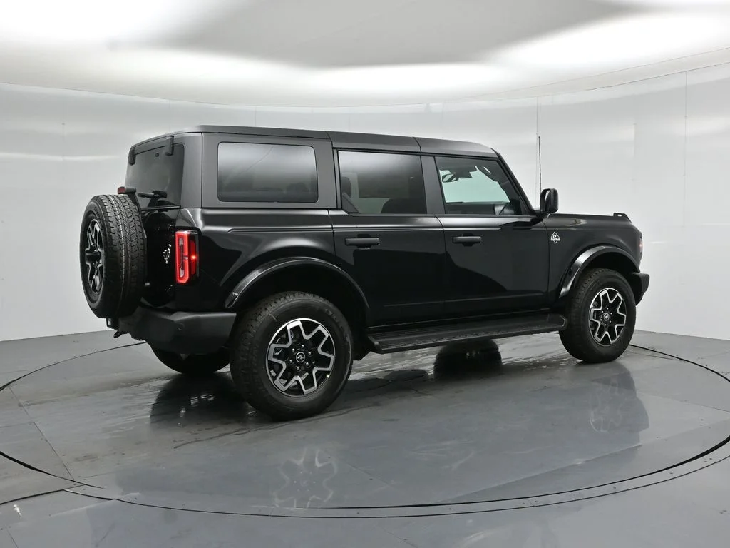 New 2026 Shadow Black Ford Outer Banks image 29