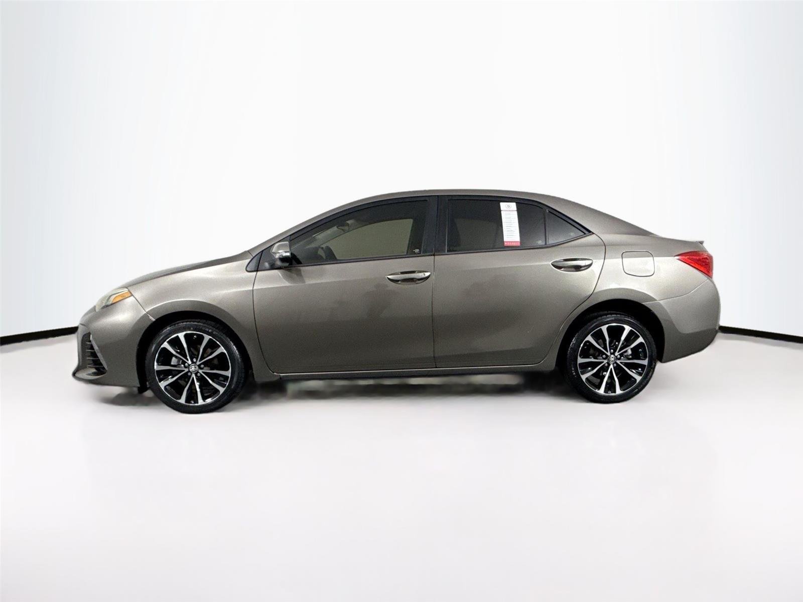 Used 2017 Falcon Gray Metallic Toyota SE image 12
