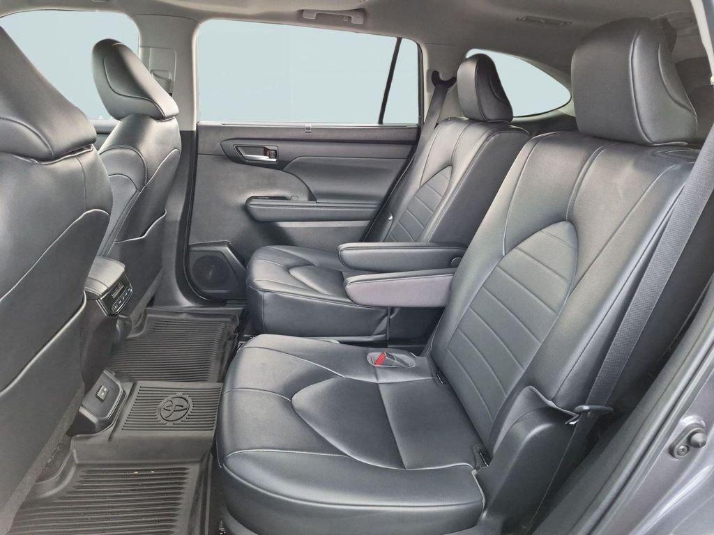 Used 2023 Magnetic Gray Metallic Toyota XLE image 21