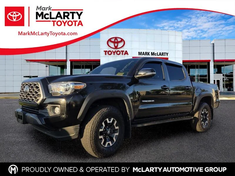 Used 2023  TOYOTA  image 1
