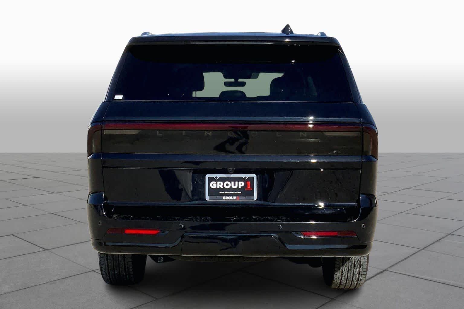 Pre-Owned 2025 Lincoln Navigator Reserve