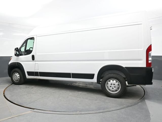 Used 2023 White Ram High Roof image 4