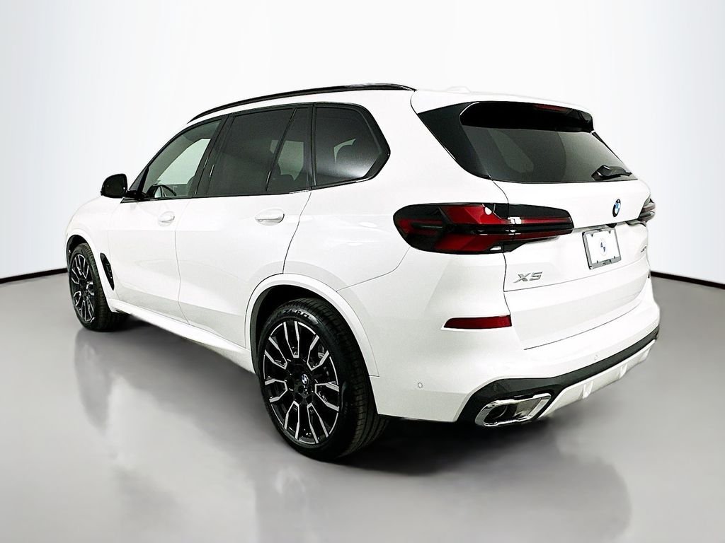 Used 2026 Mineral White Metallic BMW xDrive40i image 7