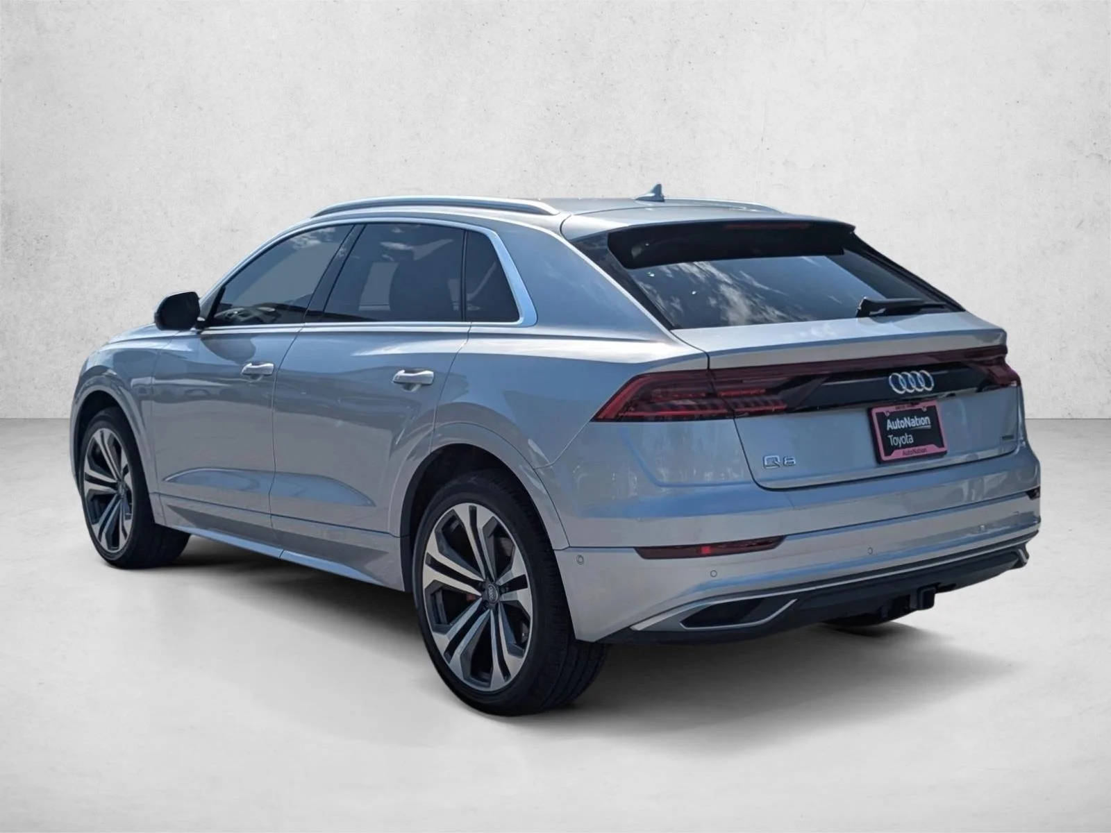 Used 2019 Silver Audi Premium Plus image 8
