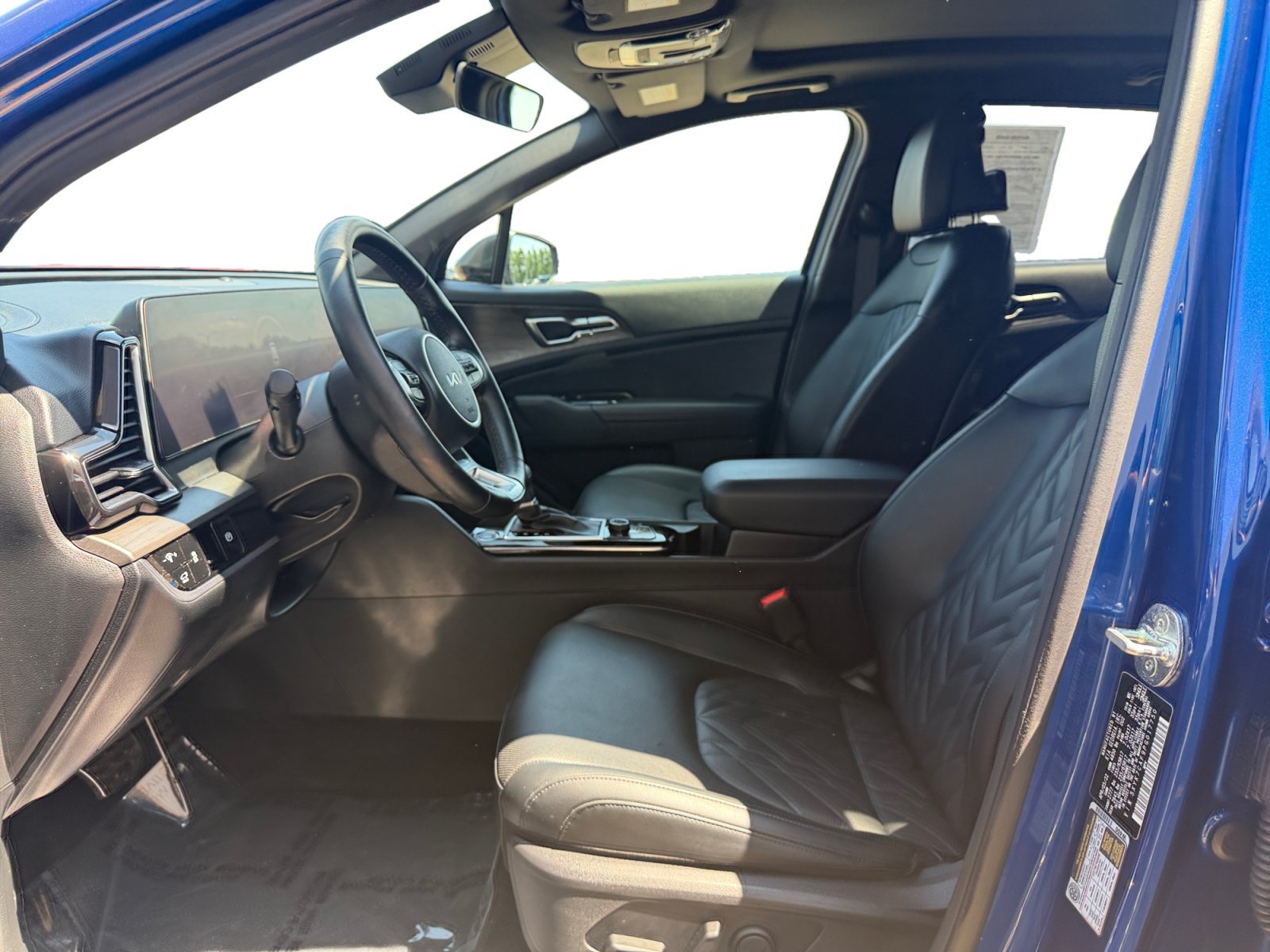 Used 2023 Sapphire Blue Kia X-Pro Prestige image 8