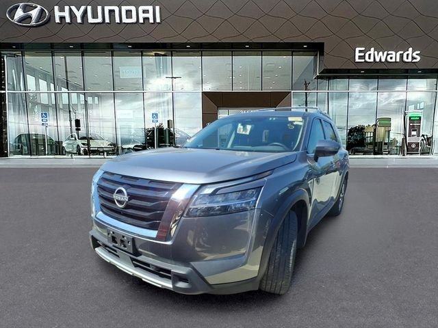 2024 Nissan Pathfinder SL 4WD's photo