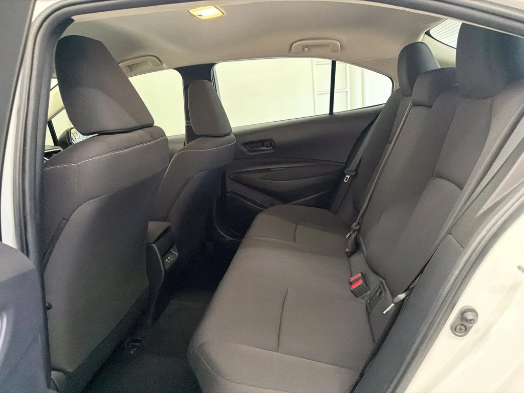 Used 2023 White Toyota LE image 21