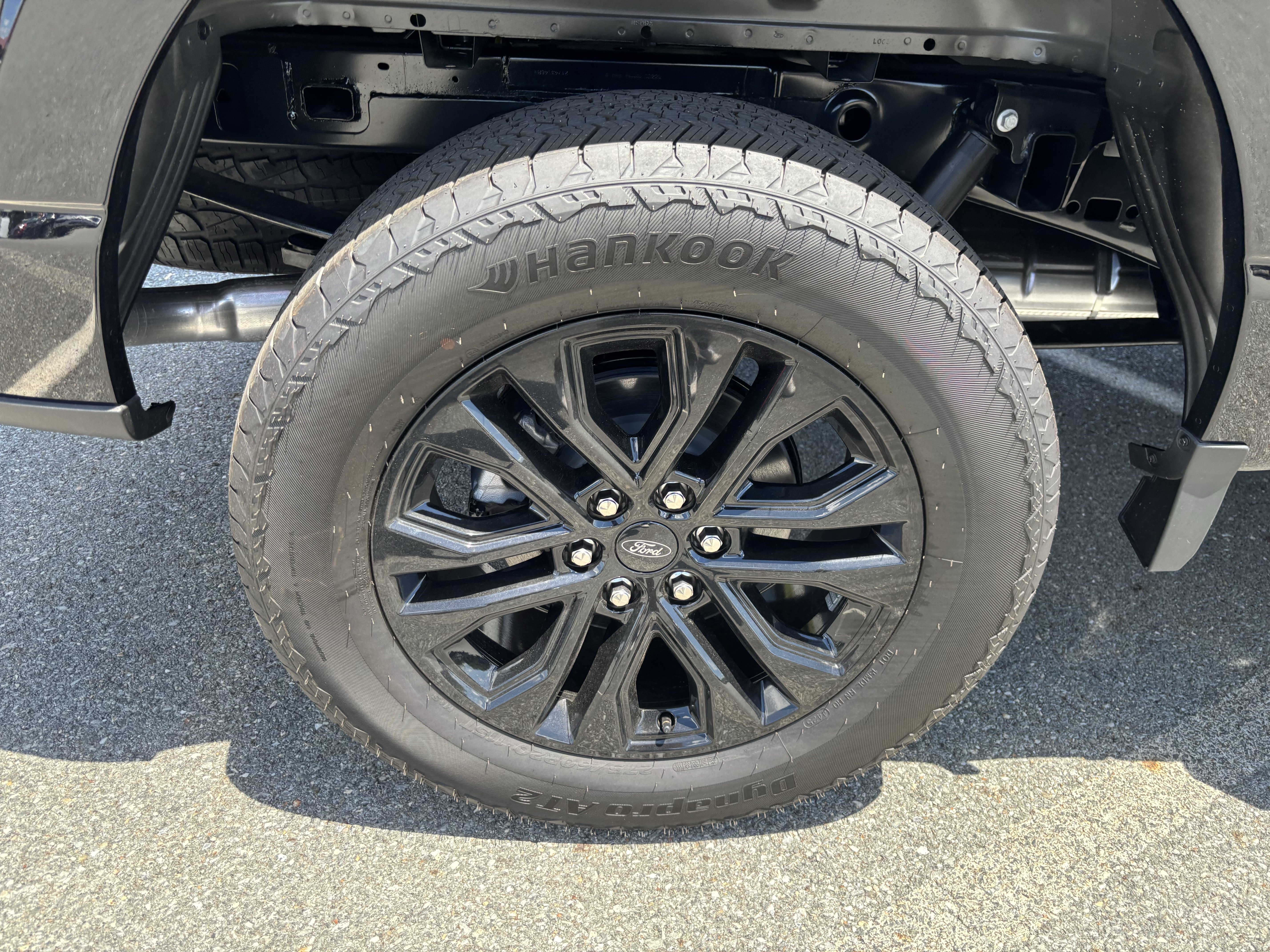 New 2026 Agate Black Metallic Ford Lariat® image 45