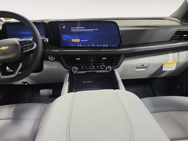 2026 Chevrolet Suburban Premier - Photo 10