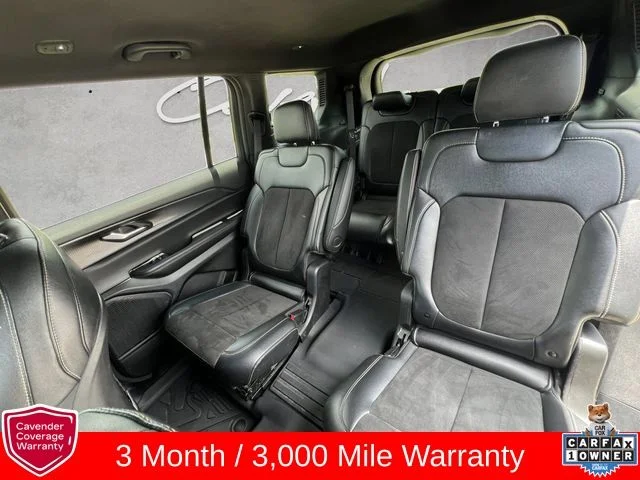 Used 2023 Red Jeep Altitude image 22