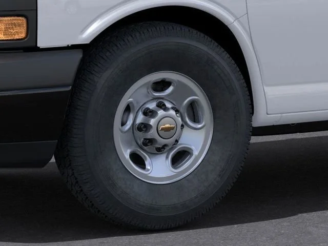 2025 Chevrolet Express Cargo Work Van - Photo 9