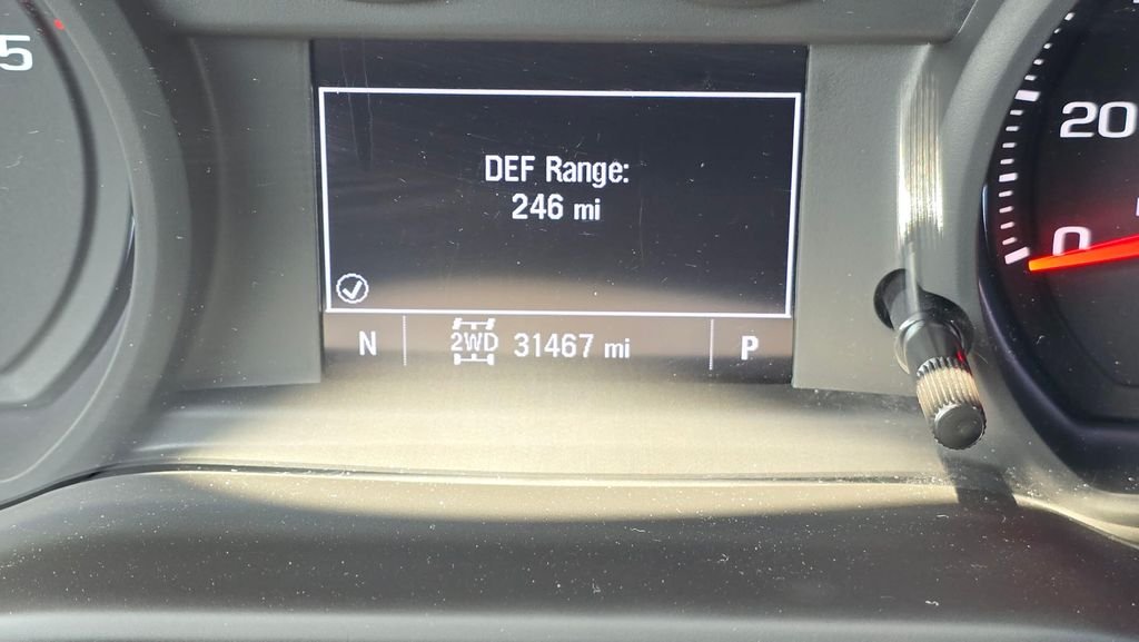 Used 2025 Summit White Chevrolet Custom image 30