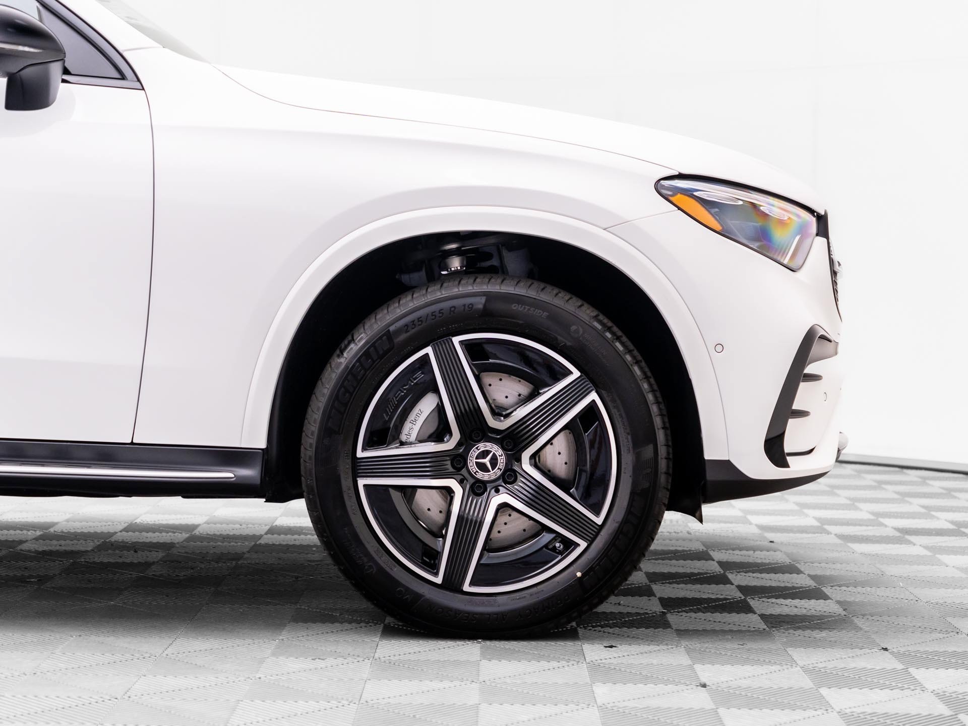 New 2027 White Mercedes-Benz GLC 300 Coupe image 35