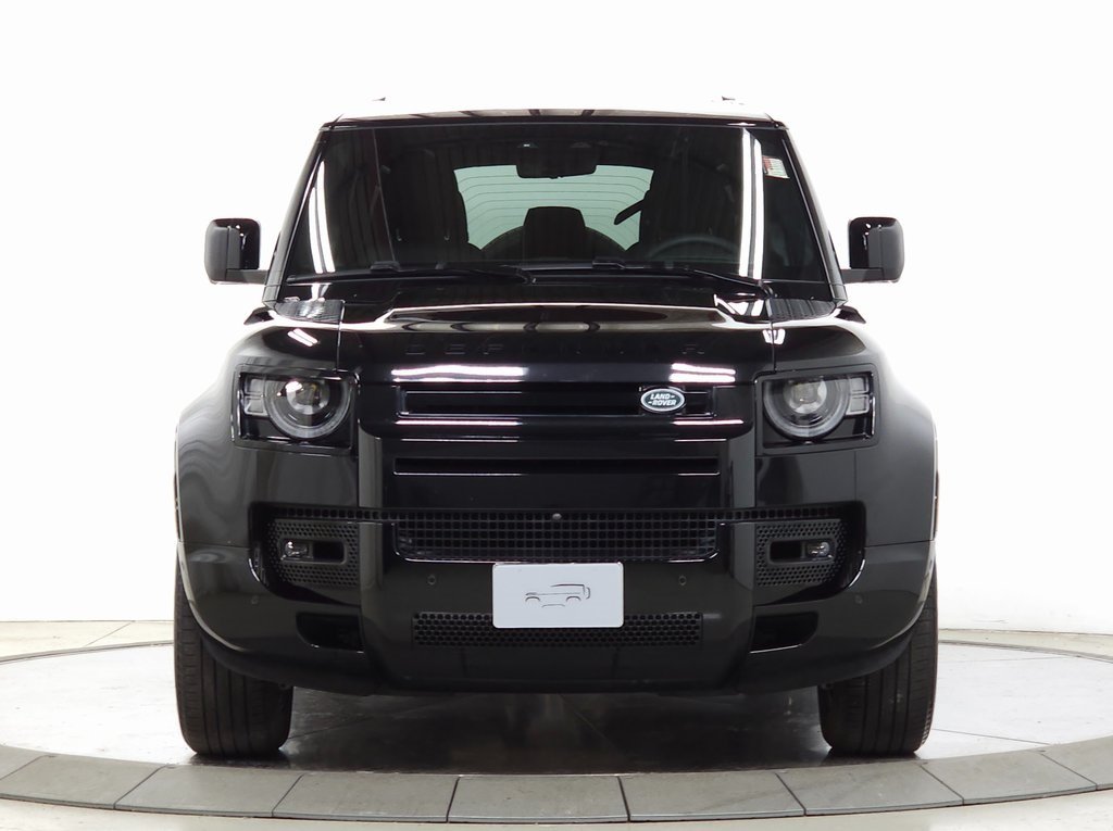 2025 LAND ROVER DEFENDER - Image 10