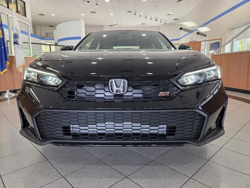 New 2026 Crystal Black Pearl Honda MANUAL image 2