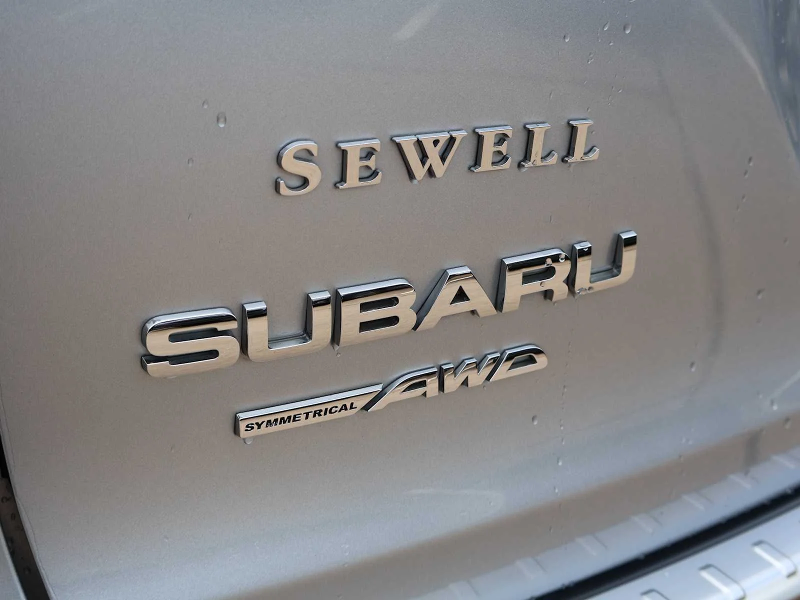 Used 2021 Ice Silver Metallic Subaru Limited image 12