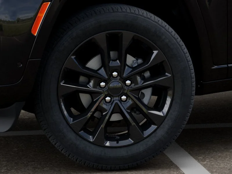 New 2026 Diamond Black Crystal Pearl-Coat Exterior Paint Jeep Limited Reserve image 34