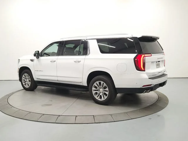 Used 2025 White GMC Denali image 6
