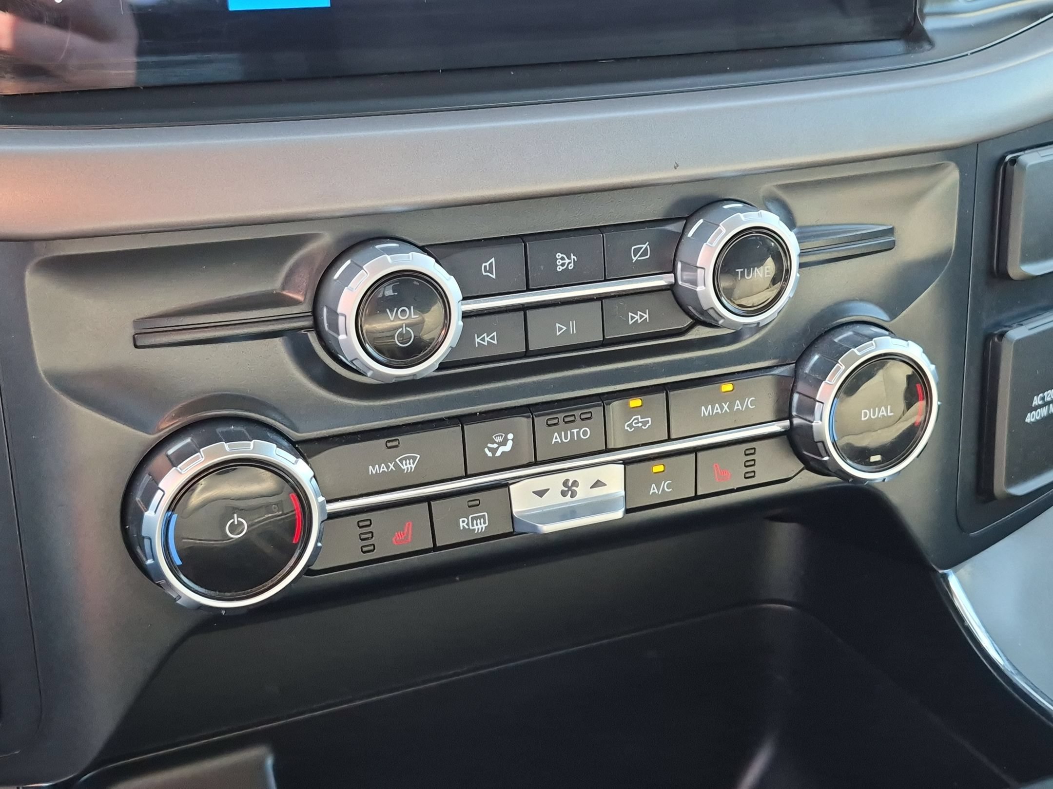Used 2024 White Ford XLT image 24