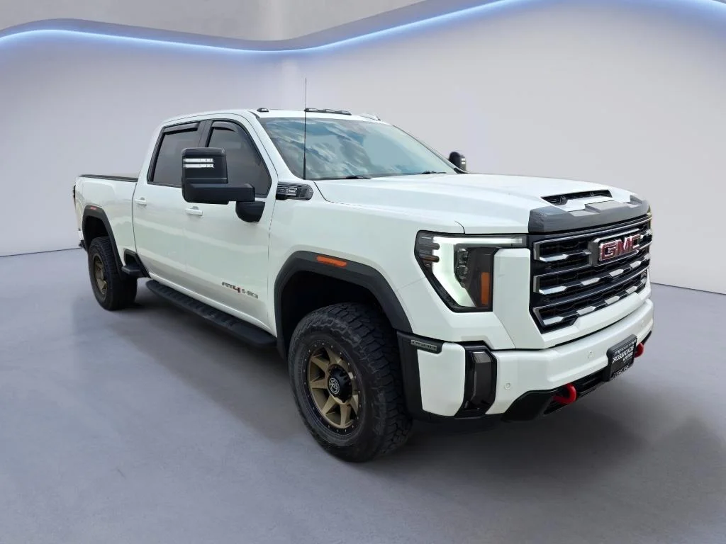 Used 2024 Summit White GMC AT4 image 7