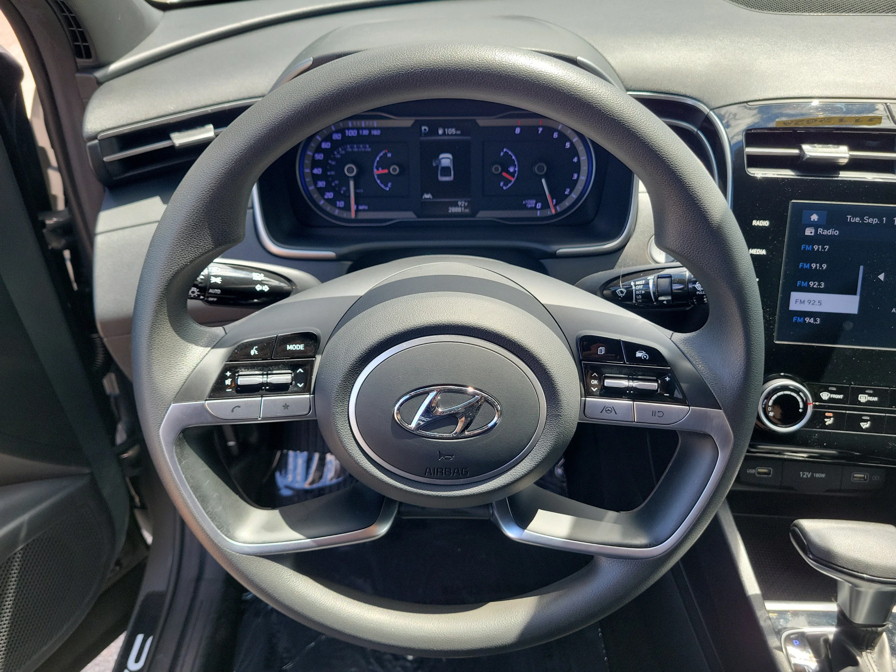 Used 2023 Hampton Gray Hyundai SEL image 20