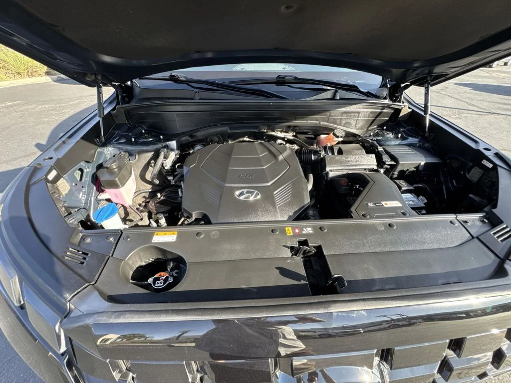 Used 2023 White Hyundai SEL image 31